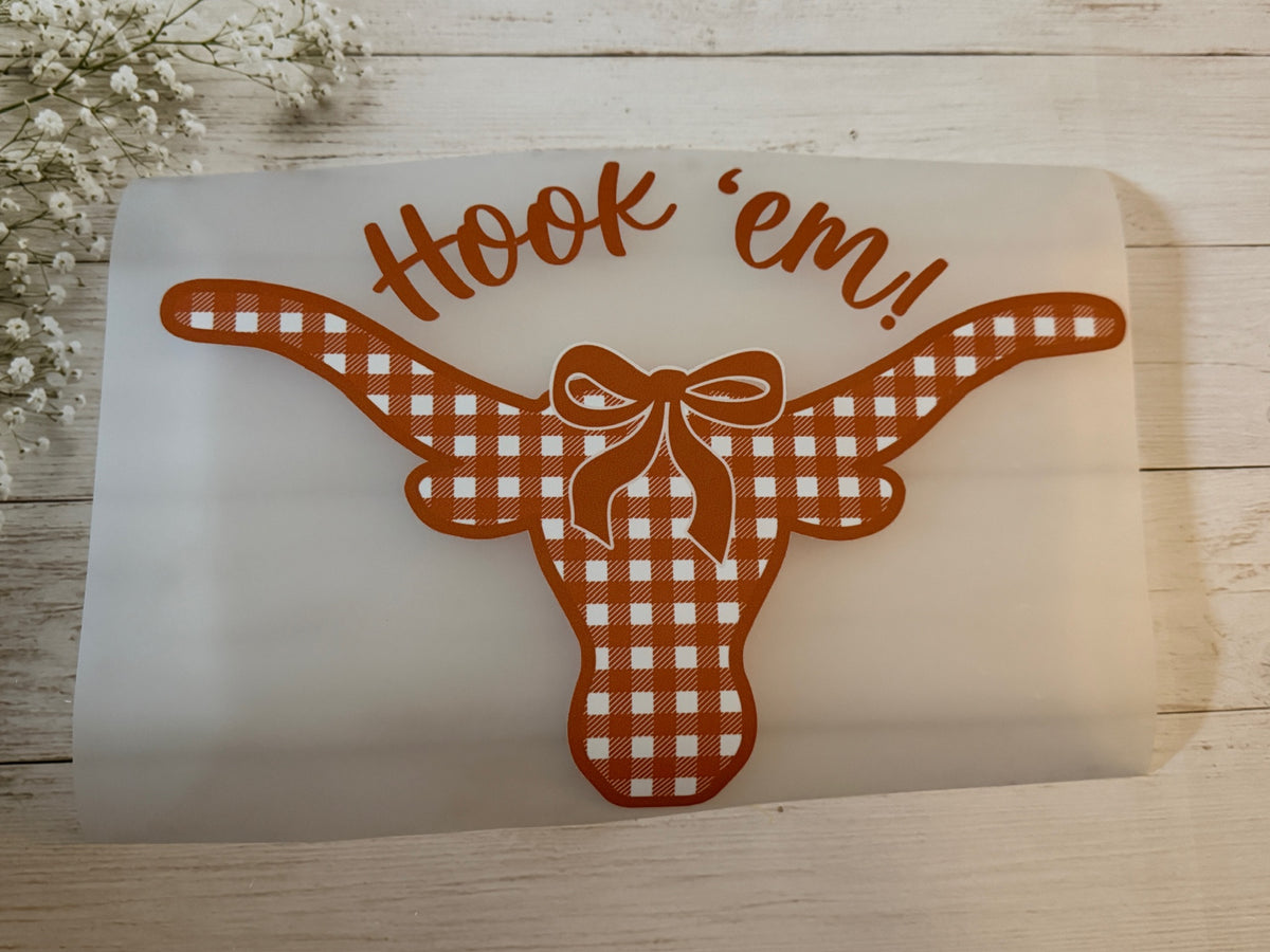 Hook’em with Bow