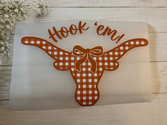 Hook’em with Bow